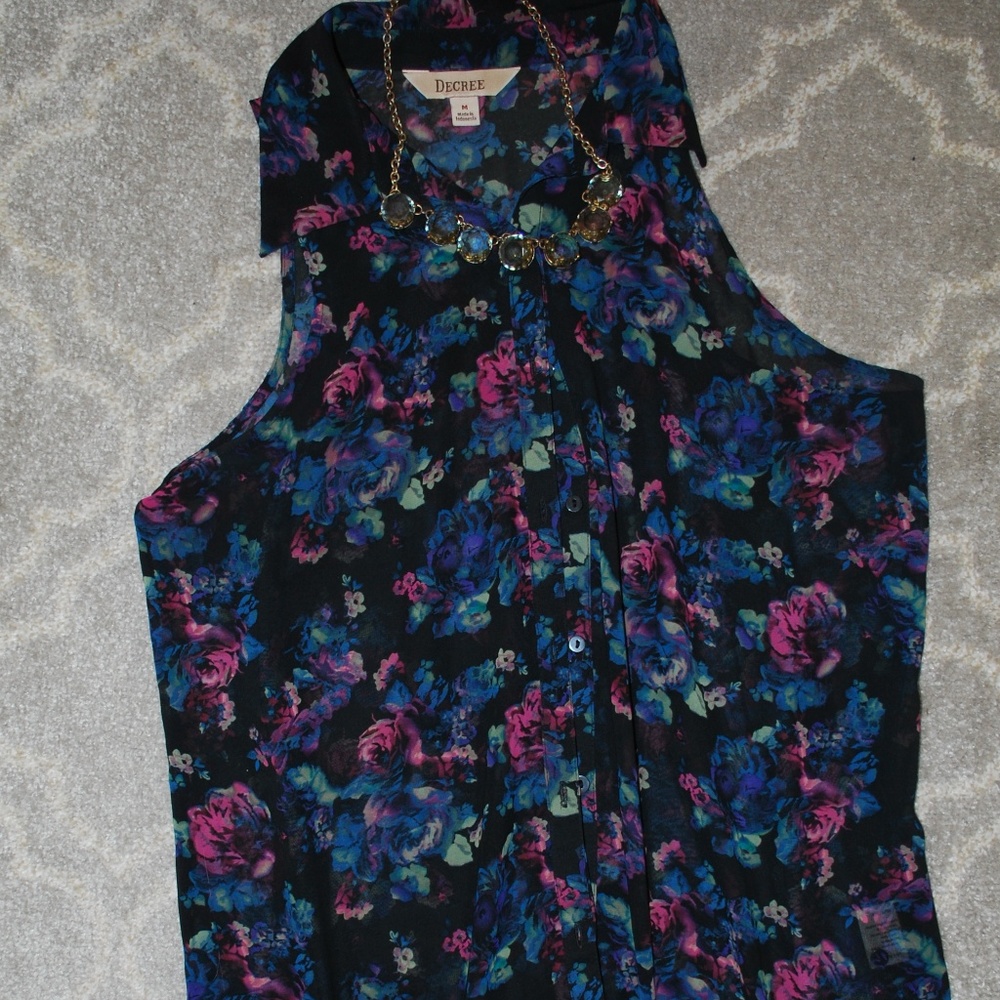 Decree Sheer Sleeveless blouse